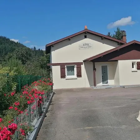 Gite Auberge Du Fumoir Anould Exterior photo